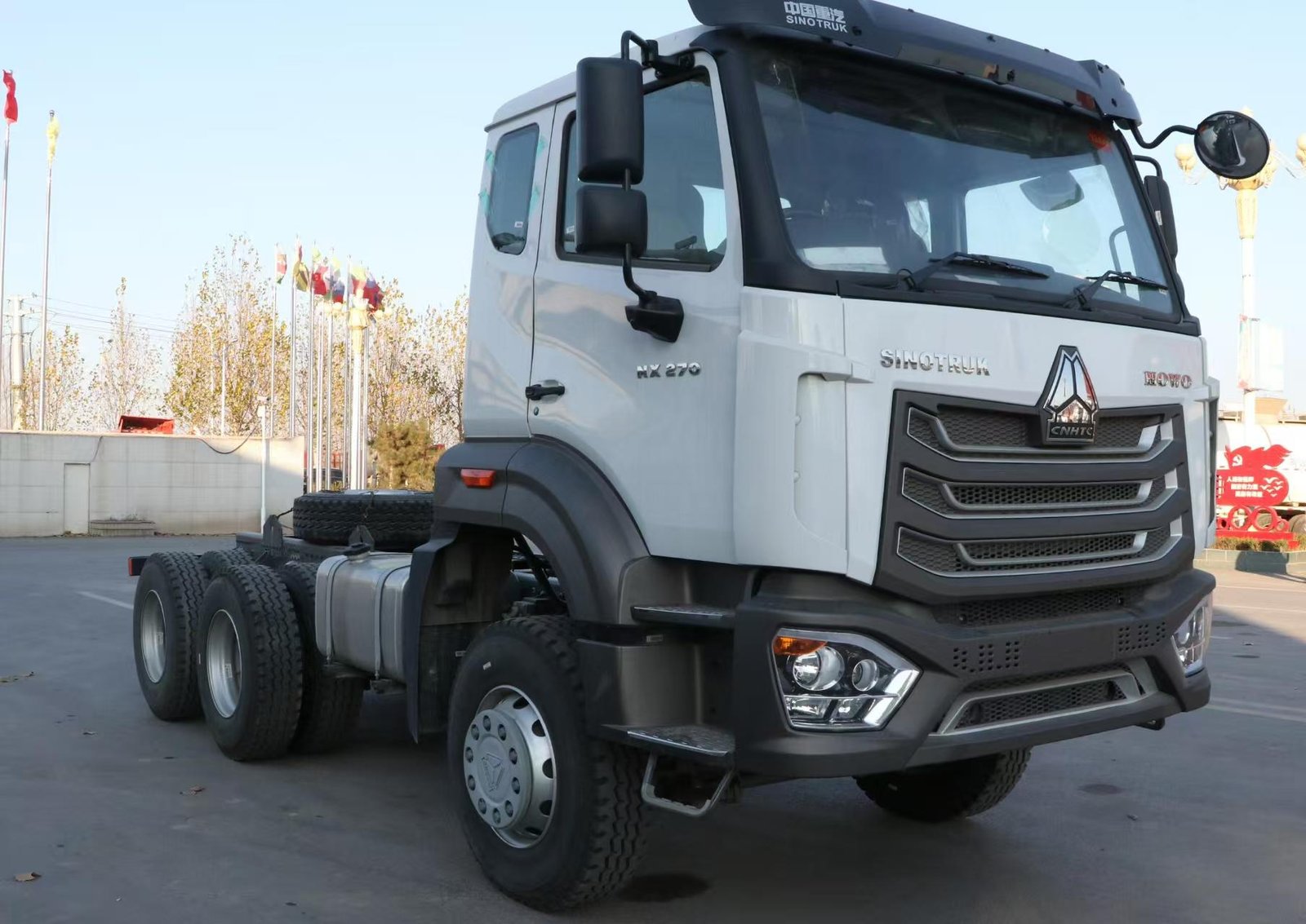 Remanufactured Sinotruk HOWO NX 6x4 Tractor Head 270HP Euro 2 For Export - 图片 4